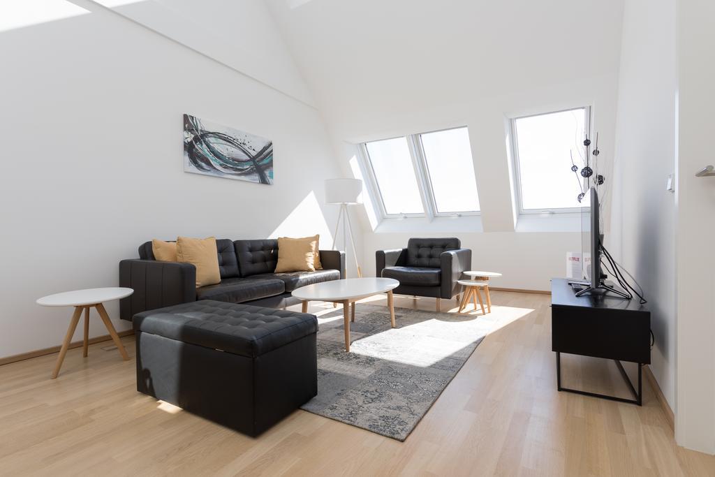 Mar Suite Apartments - Center Вена Экстерьер фото