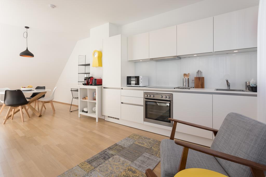 Mar Suite Apartments - Center Вена Экстерьер фото